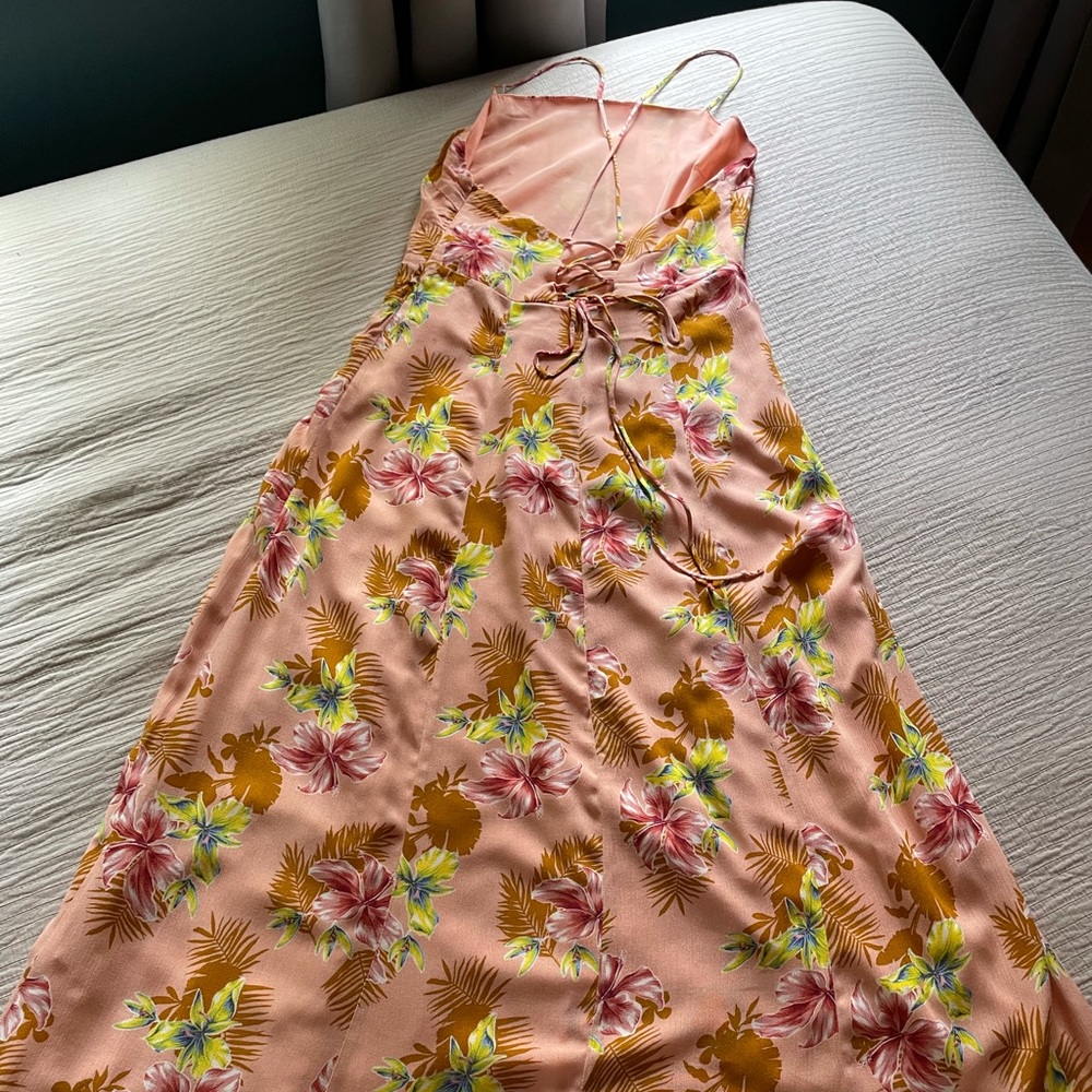 Beautiful maxi dress!Tropical print 🌺👗 forever21